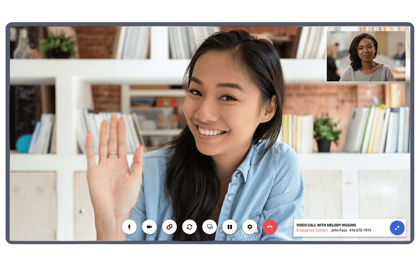 The virtual conferencing interface with the patient note panel collapsed, enabling better face to face communication between callers.